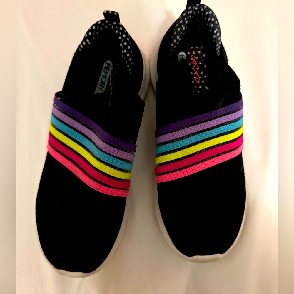 Skechers Size 2 Girls Memory Foam Rainbow Slip on Sneakers